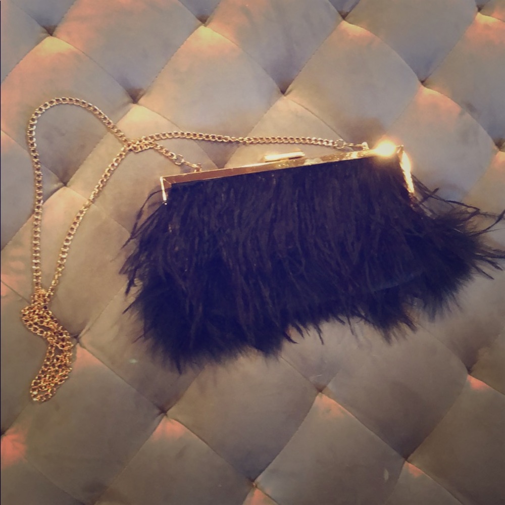 BEBE BLACK FEATHER PURSE WITH GOLD CHAIN